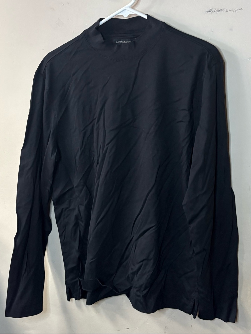 Banana Republic Men's Black Long Sleeve mock turtleneck size medium Knit shirt